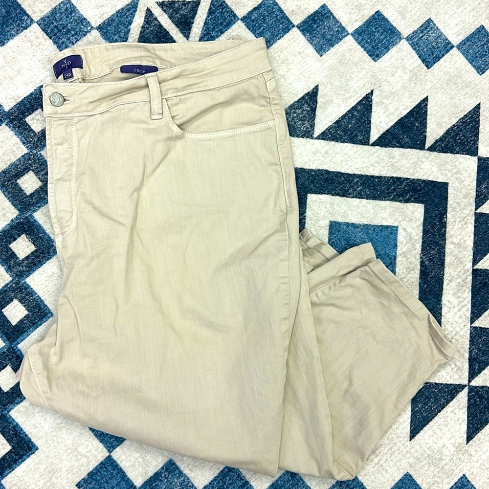Not Your Daughters Jeans Beige Cropped Jeans 24W